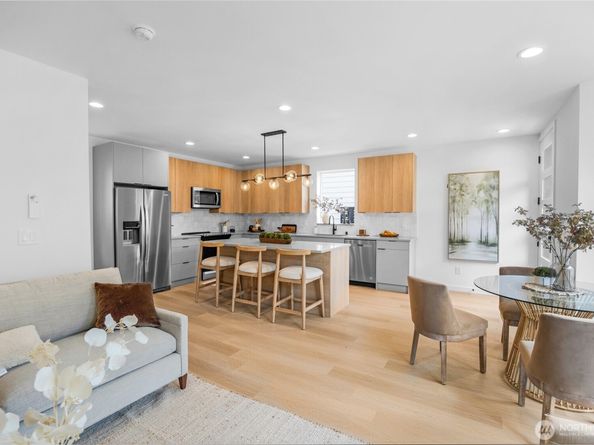 922 16th Avenue A, Seattle WA 98122