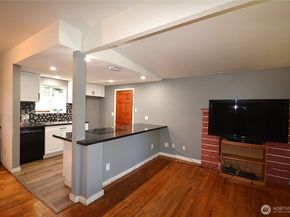 30208 4th Place SW, Federal Way WA 98023