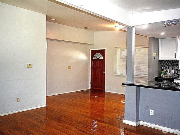 30208 4th Place SW, Federal Way WA 98023