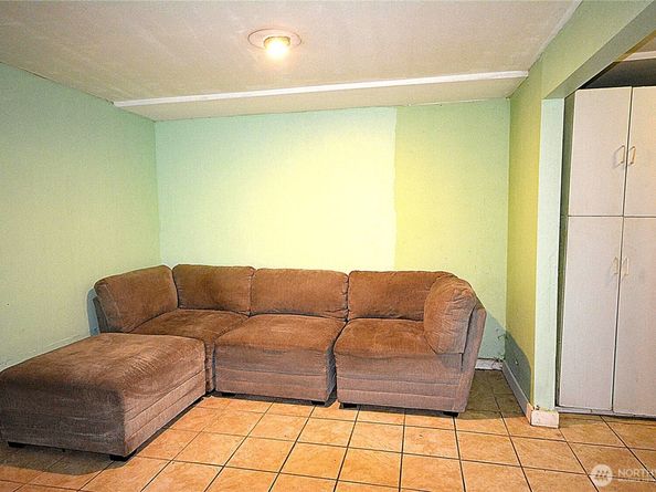 30208 4th Place SW, Federal Way WA 98023