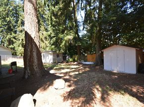 30208 4th Place SW, Federal Way WA 98023
