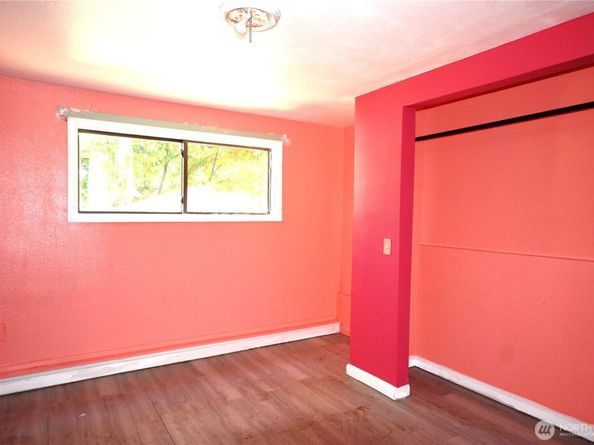 30208 4th Place SW, Federal Way WA 98023