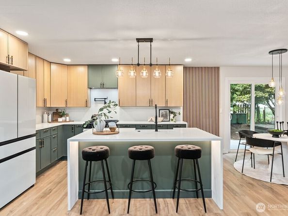 18335 Ashworth Avenue N, Shoreline WA 98133