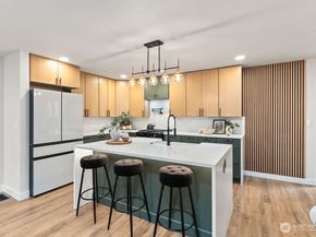 18335 Ashworth Avenue N, Shoreline WA 98133