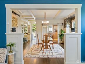 2033 11th Avenue E, Seattle WA 98102