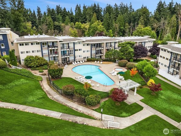 12701 NE 9th Place D206, Bellevue WA 98005