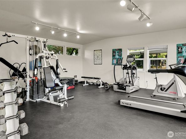 12701 NE 9th Place D206, Bellevue WA 98005