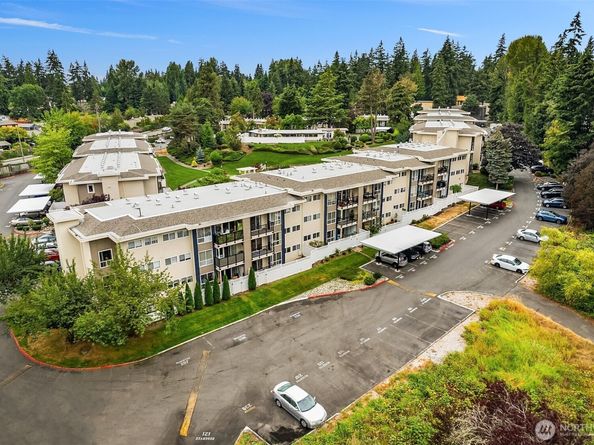 12701 NE 9th Place D206, Bellevue WA 98005