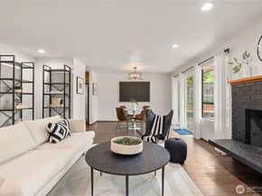305 161st Place SE, Bothell WA 98012