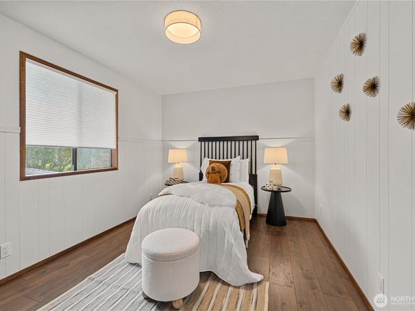 305 161st Place SE, Bothell WA 98012