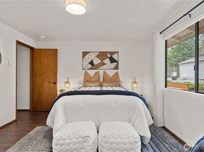 305 161st Place SE, Bothell WA 98012