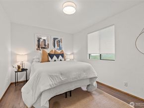 305 161st Place SE, Bothell WA 98012