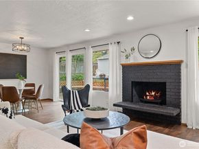 305 161st Place SE, Bothell WA 98012