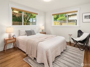 10843 Point Vashon Drive SW, Vashon WA 98070