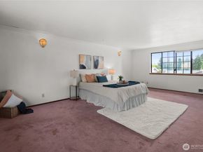 3868 Pinecone Drive E, Bremerton WA 98310