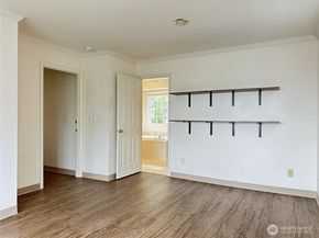 4008 NE 57th Street, Seattle WA 98105