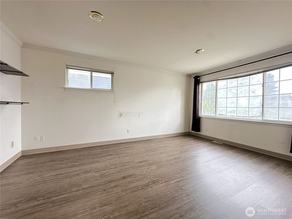 4008 NE 57th Street, Seattle WA 98105