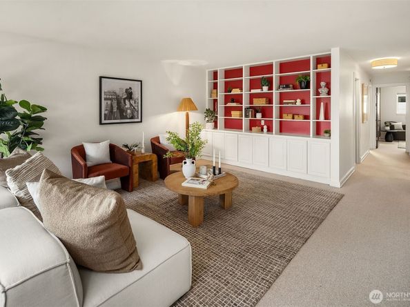 2501 Canterbury Lane E 316, Seattle WA 98112