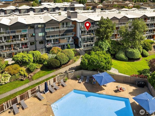 2501 Canterbury Lane E 316, Seattle WA 98112