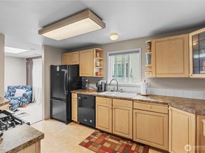 6920 California Avenue SW 45, Seattle WA 98136