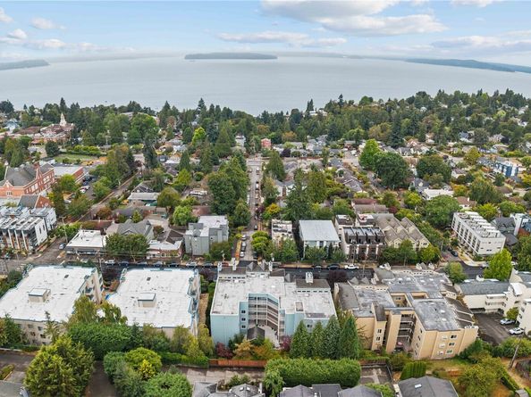 6920 California Avenue SW 45, Seattle WA 98136