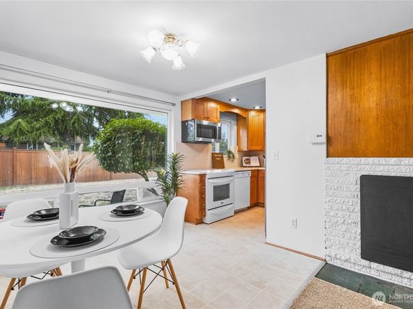 6013 S 118th Place, Seattle WA 98178