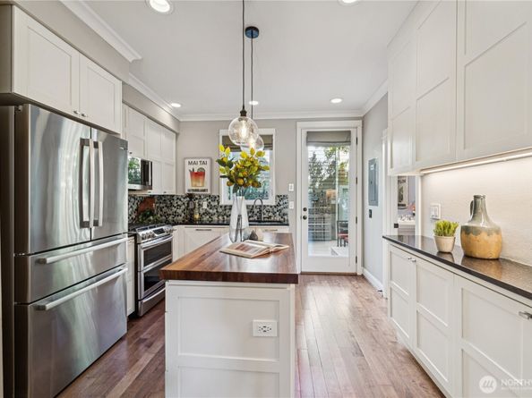 3020 SW Graham Street, Seattle WA 98126