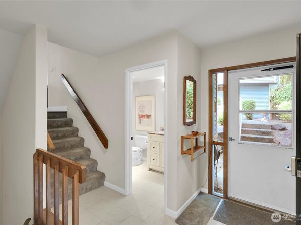 12320 101st Court NE, Kirkland WA 98034