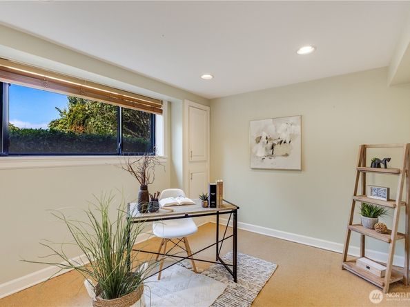 9111 40th Avenue SW, Seattle WA 98136