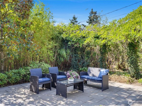 9111 40th Avenue SW, Seattle WA 98136
