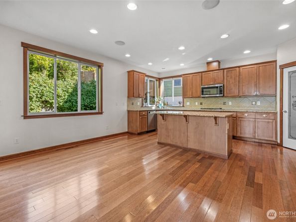 2126 W Mukilteo Boulevard, Everett WA 98203