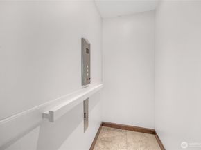 2126 W Mukilteo Boulevard, Everett WA 98203