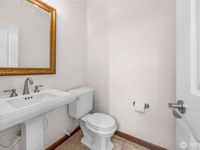 2126 W Mukilteo Boulevard, Everett WA 98203