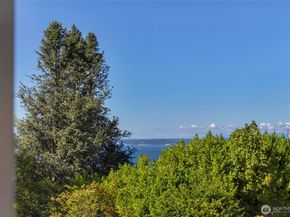 2126 W Mukilteo Boulevard, Everett WA 98203