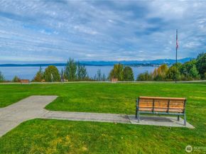 2126 W Mukilteo Boulevard, Everett WA 98203