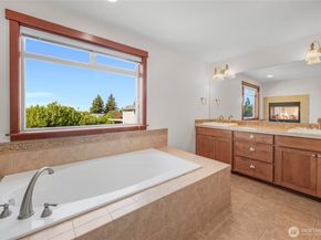 2126 W Mukilteo Boulevard, Everett WA 98203