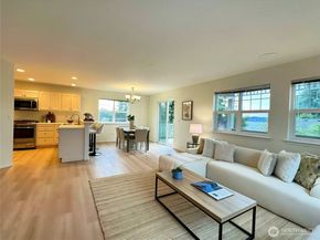 1228 113th Avenue SE, Lake Stevens WA 98258