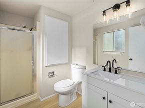16621 188th Avenue SE 2&3, Renton WA 98058