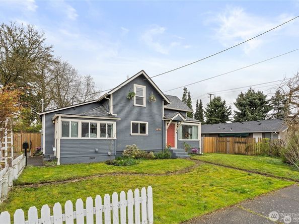 11 R Street SE, Auburn WA 98002