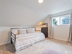 11 R Street SE, Auburn WA 98002