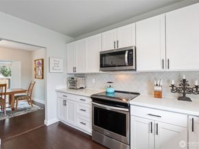 11 R Street SE, Auburn WA 98002