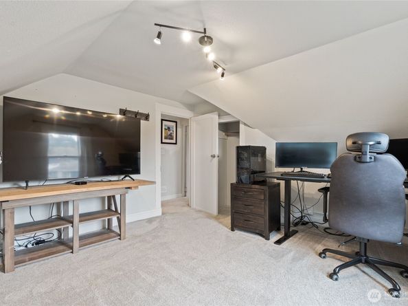 11 R Street SE, Auburn WA 98002