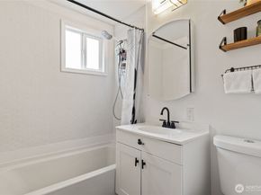 11 R Street SE, Auburn WA 98002