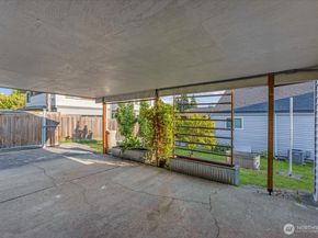4816 SW Alaska Street, Seattle WA 98116