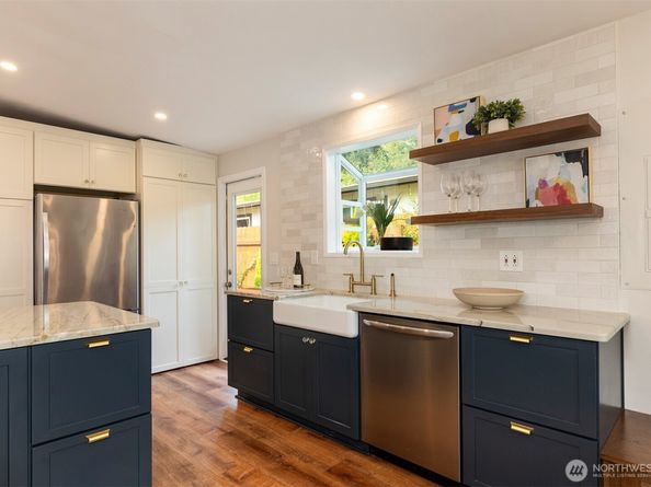 11035 31st Avenue NE, Seattle WA 98125
