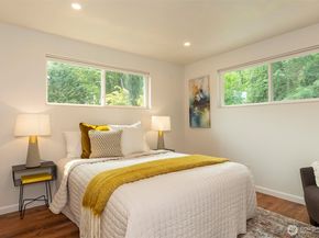 11035 31st Avenue NE, Seattle WA 98125