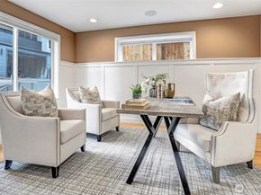 11216 NE 67th Street 4, Kirkland WA 98033