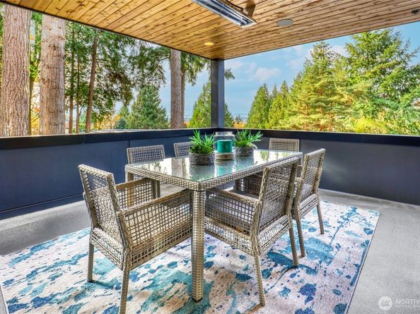 11216 NE 67th Street 4, Kirkland WA 98033