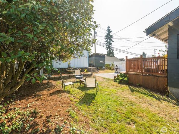 1111 Maple Street, Everett WA 98201