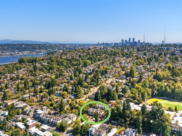 21 W Florentia Street, Seattle WA 98119